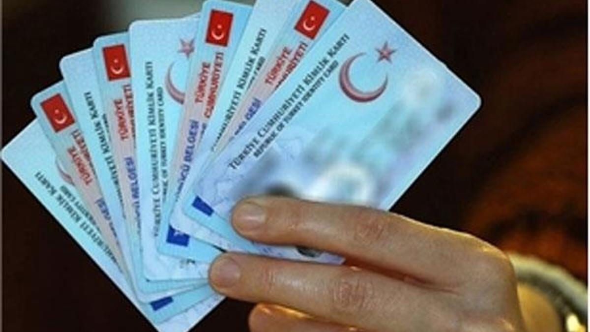 Yeni kimlik kartları ne zamana kadar değişecek? Ücreti ne kadar...