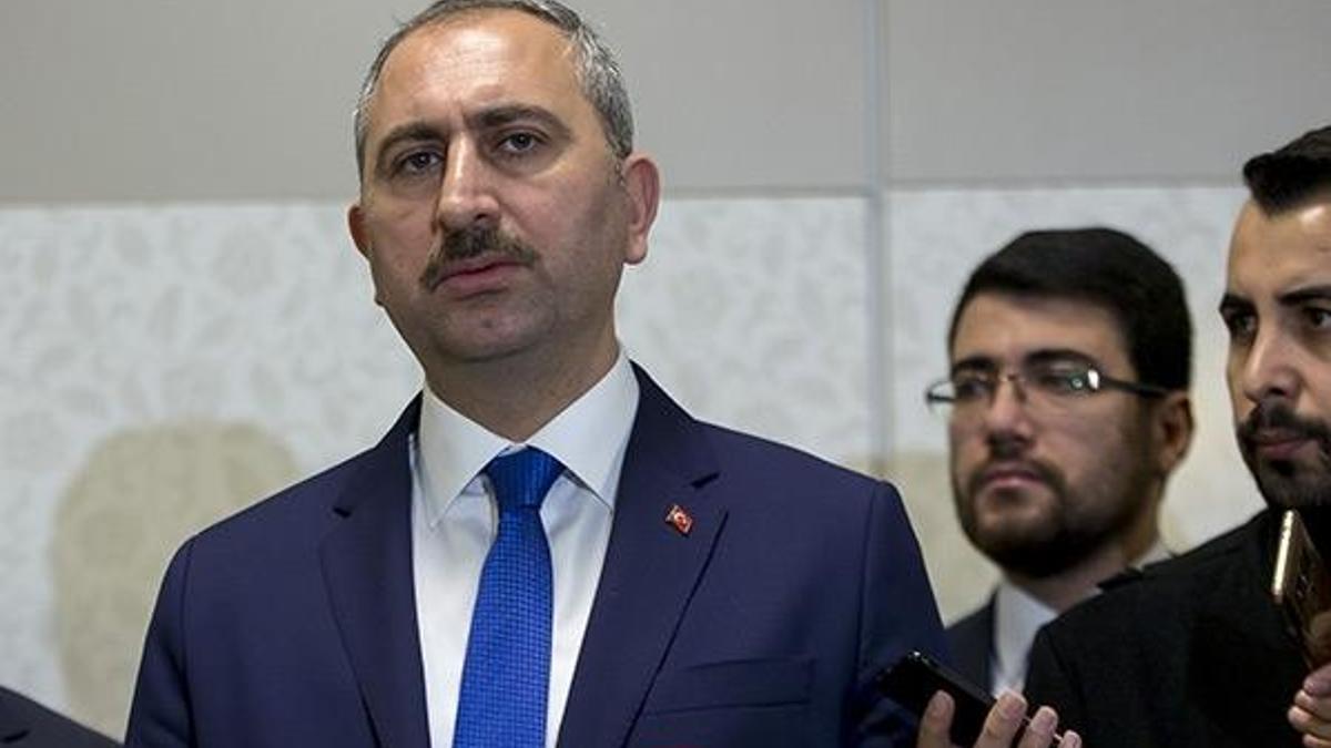Bakan Gül: Türkiye'ye iadesi konusunda bir gayretimiz söz konusu