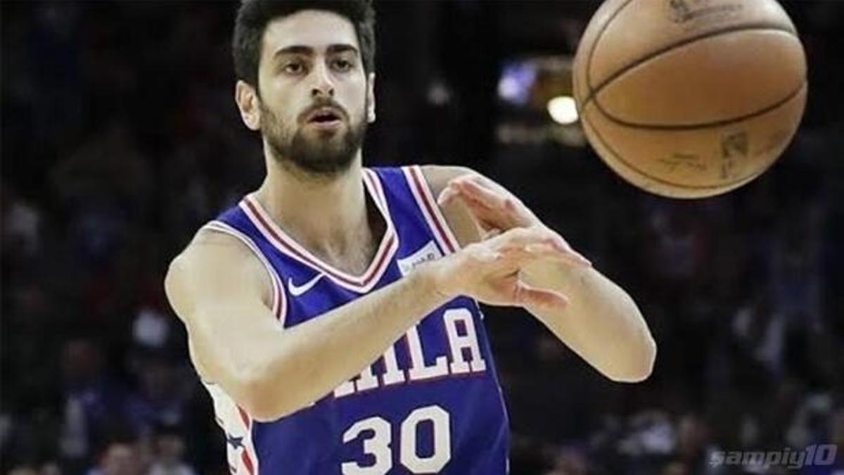 Philadelphia, Bucks'ı evinde devirdi! Furkan'ın müthiş üçlüğü...