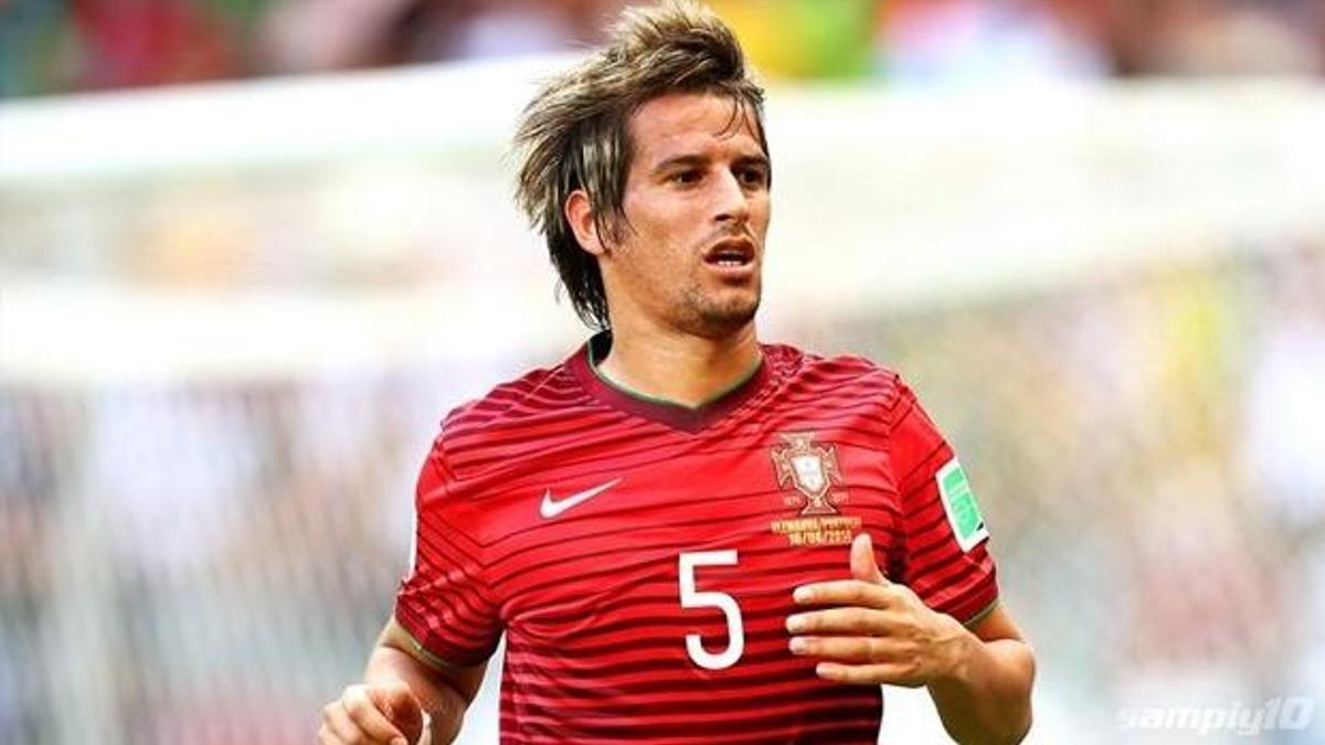 Fenerbahçe Fabio Coentrao transferini bitiriyor