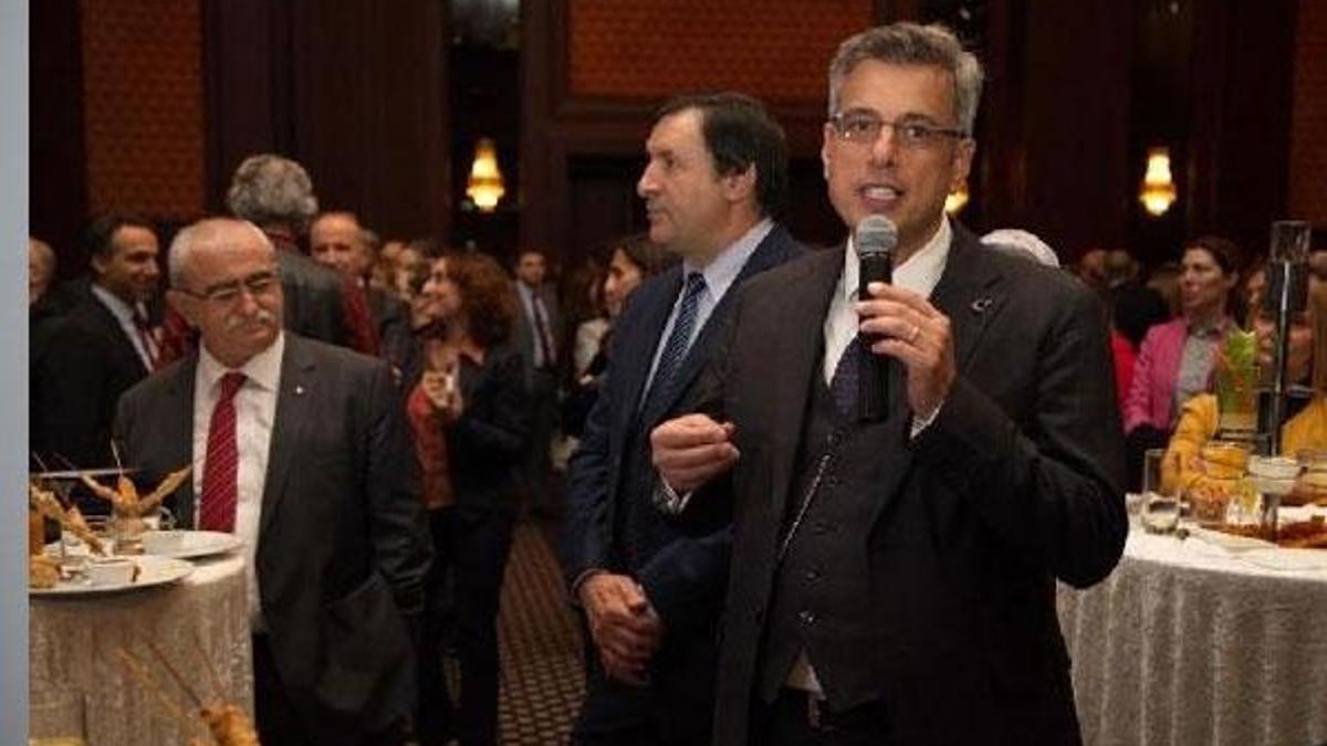 "Hastalarla sağlık çalışanları arasındaki mesafe arttı"