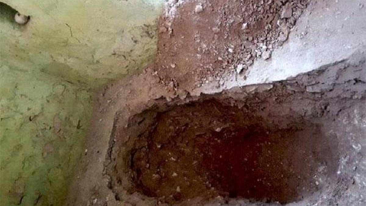 Yüz yıldır adak adanan kültür envanterindeki türbe boş çıktı