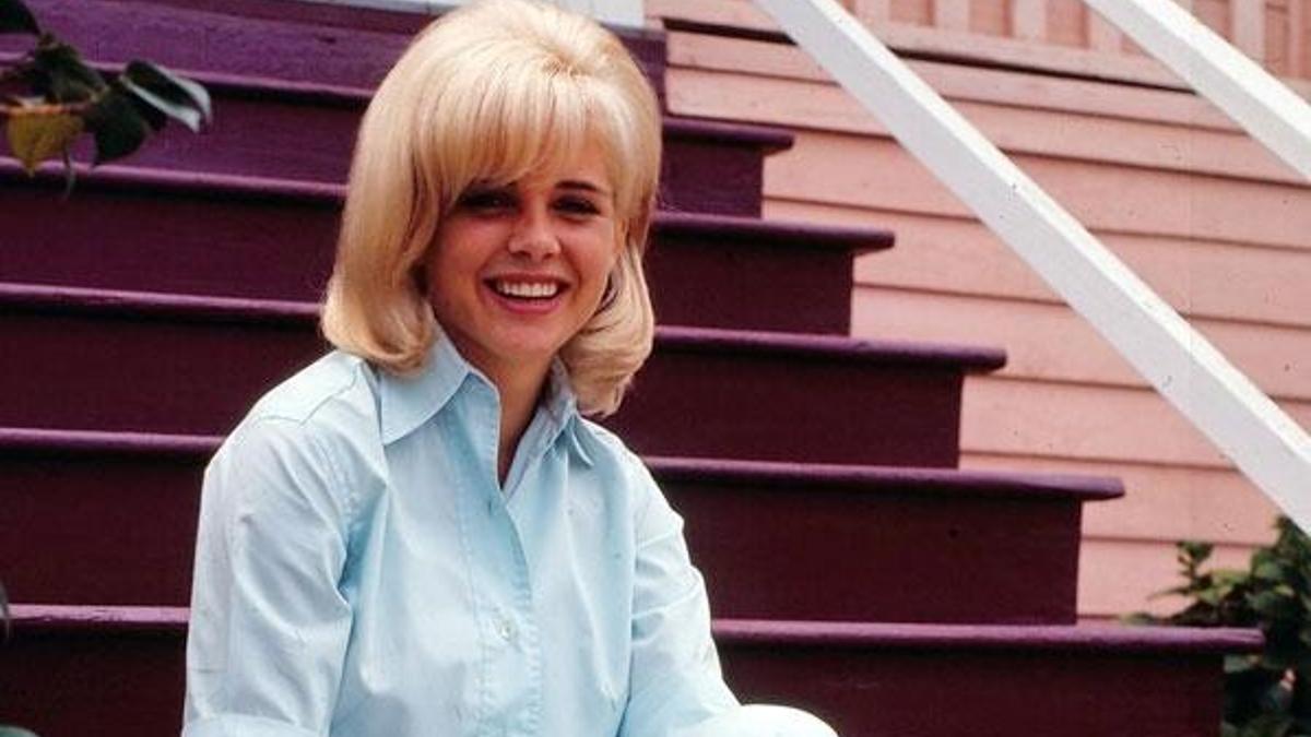 'Lolita' filminin yıldızı Sue Lyon hayatını kaybetti