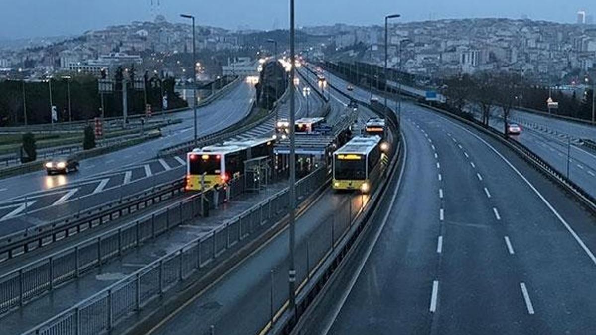 İstanbul'da 2020'nin ilk günü yollar boş kaldı