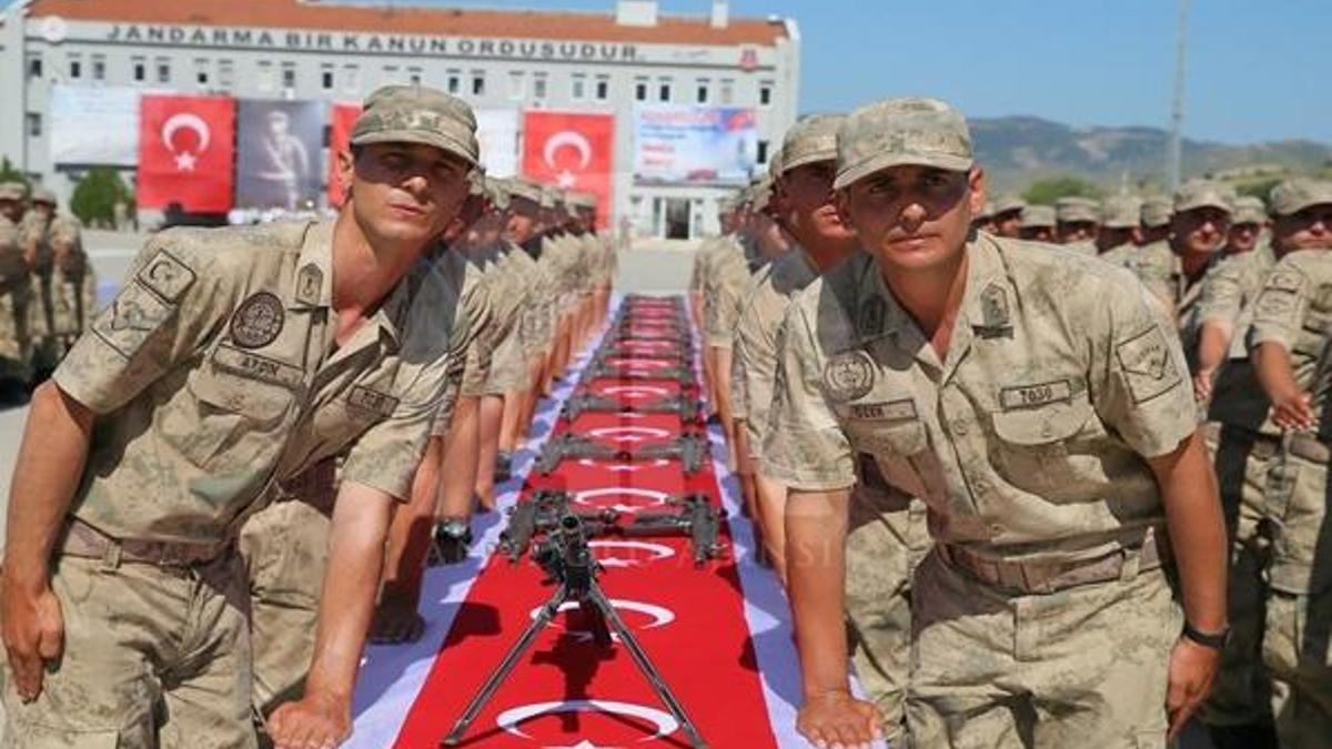 Jandarma uzman erbaş alımı 2020 | Jandarma uzman erbaş alımı 2020 başvuru şartları ve yaş sınırı nedir?