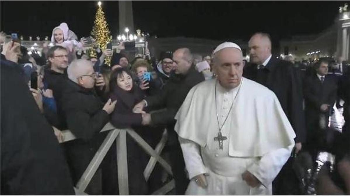 Papa Francis özür diledi
