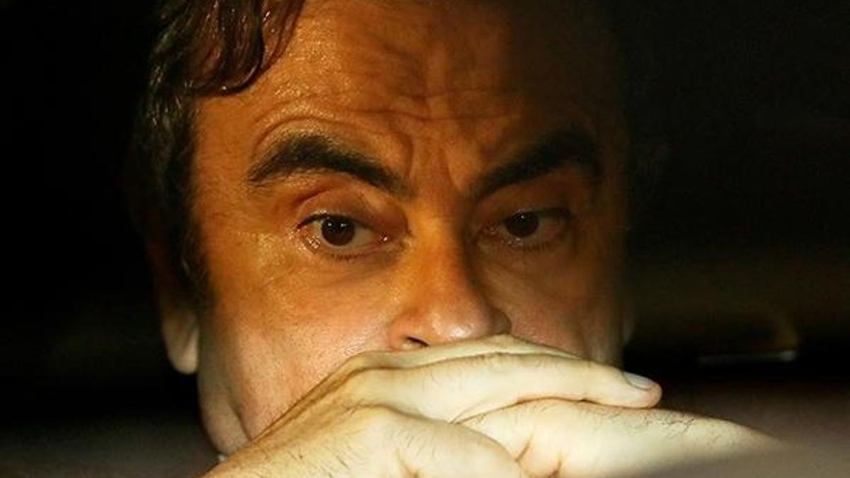 Eski Nissan CEO'nun kaçışı: 5 kişi tutuklandı, 2 uçağa el konuldu