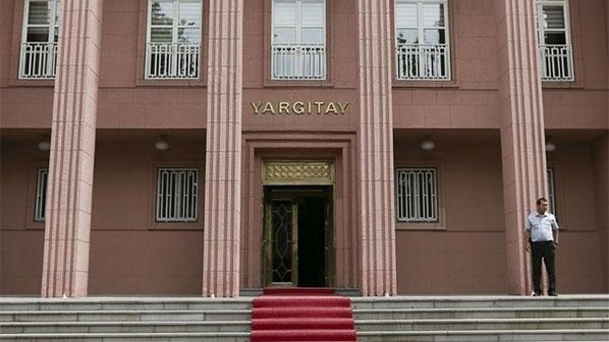 Yargıtay'dan emsal karar! Tazminatsız işten çıkarılan...