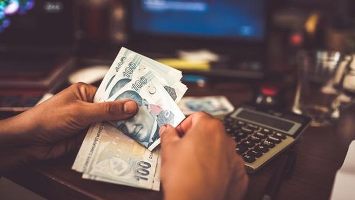 Emekli memura yüzde enflasyon farkıyla yüzde 5.49 zam! Dereceye göre emekli memur maaşları ne kadar oldu?