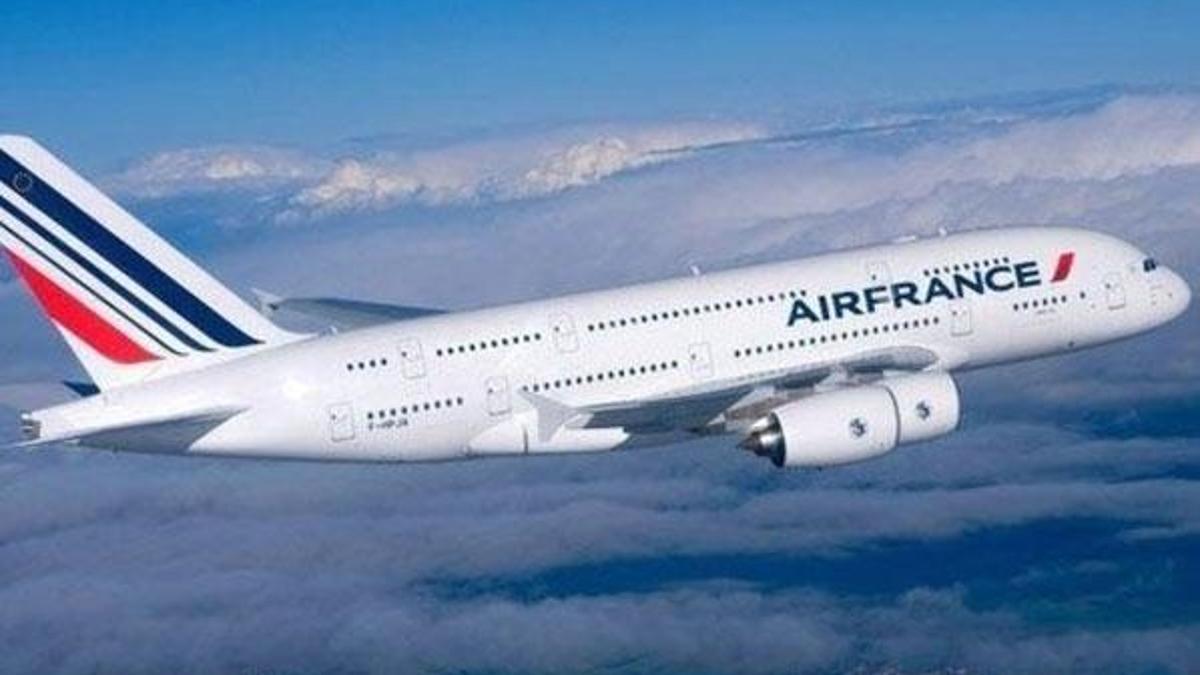 Hava yolu şirketleri güzergahlarını değiştirdi! İran ve Irak...