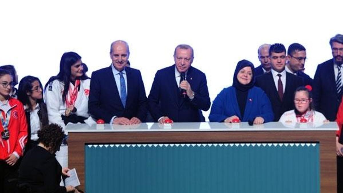 Bakan Selçuk'tan 3 bin 200 kadro müjdesi!