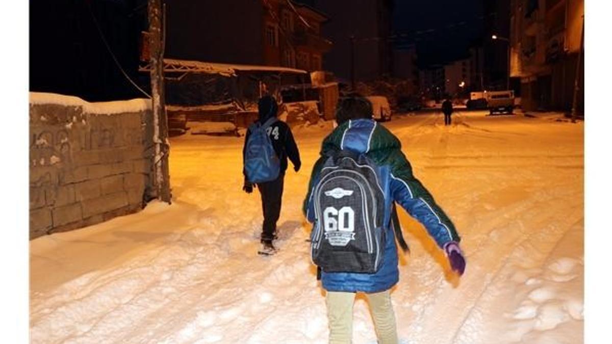 13 Ocak 2020 Pazartesi Van'da okullar tatil m? Van Valiliği tatil açıklaması yaptı mı?