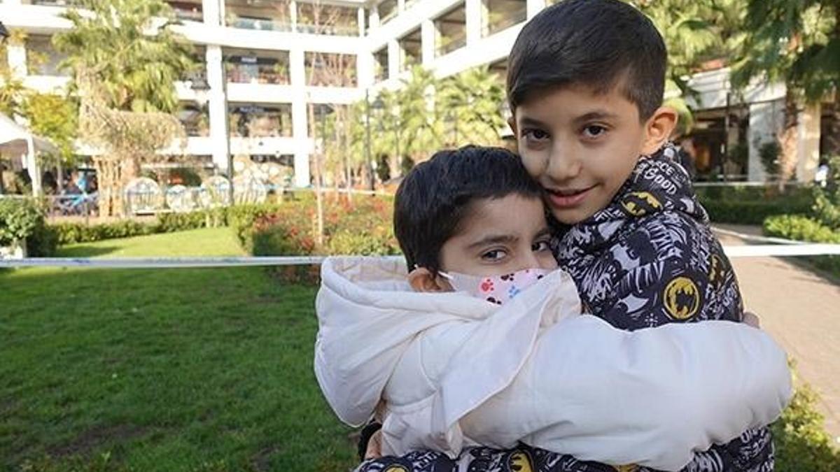 Verdiği ilikle kardeşinin "kahramanı" oldu