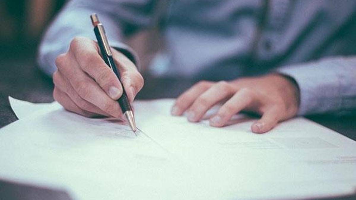 Türk iş insanından mağduru olduğu sahte imzayı 'korumaya' alan girişim