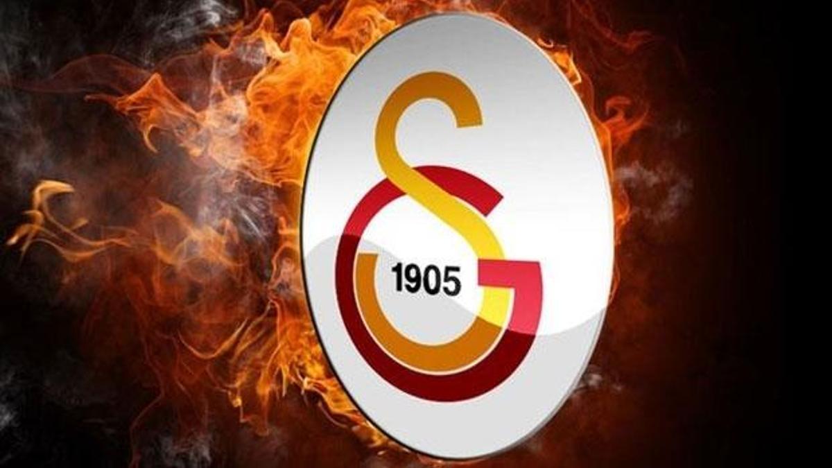 Galatasaray'da yeni transferler kadroya alınmadı!