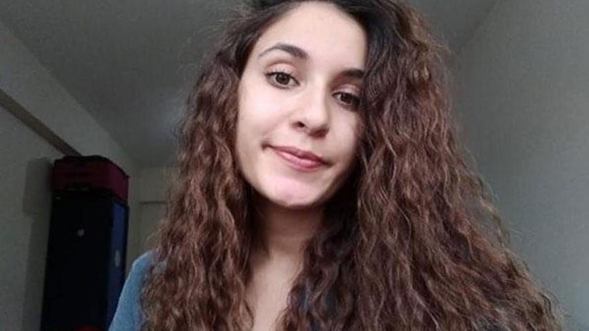 Gülistan'ın eski sevgilisiyle sır 4 saniye