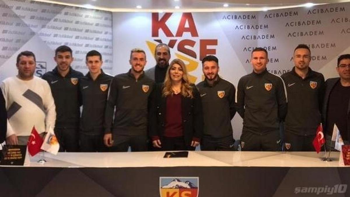 Kayserispor, 6 futbolcuyla sözleşme imzaladı