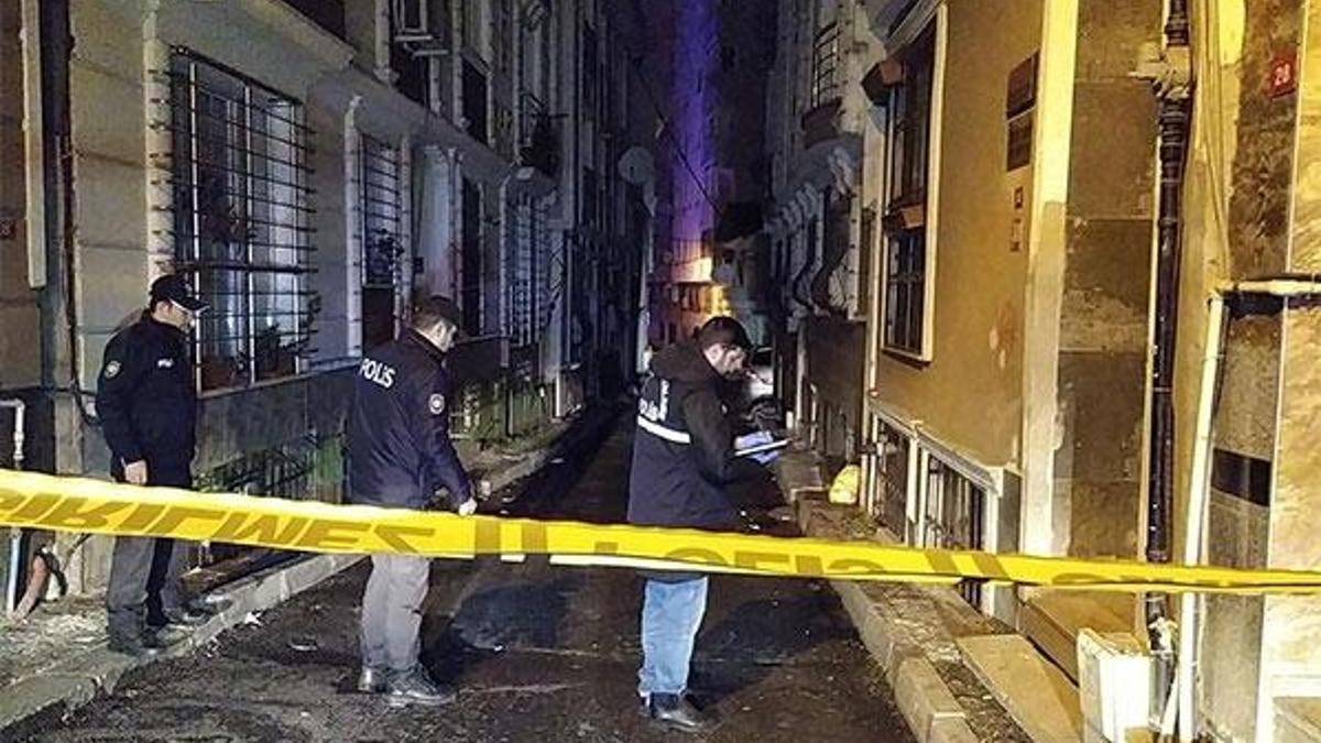 Sokak ortasındaki tartışma kanlı bitti: 2 yaralı