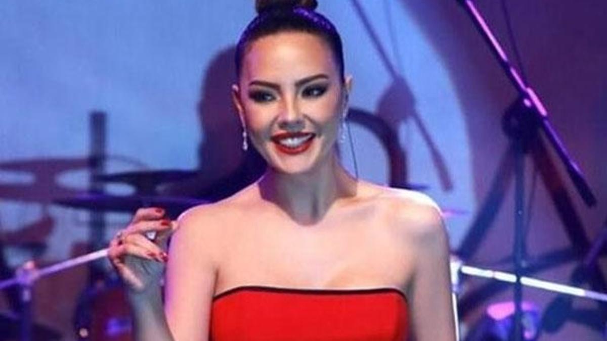 Sevgililer Günü konserinden alacağı ücret dudak uçuklattı!