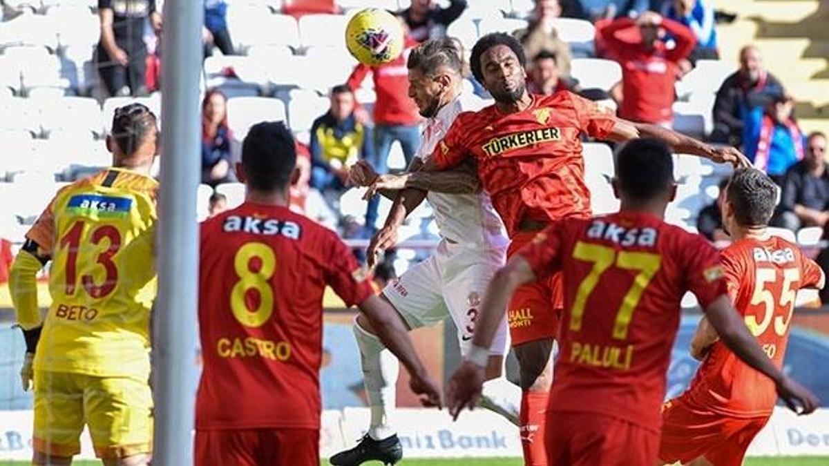 Antalyaspor: 0 - Göztepe: 3