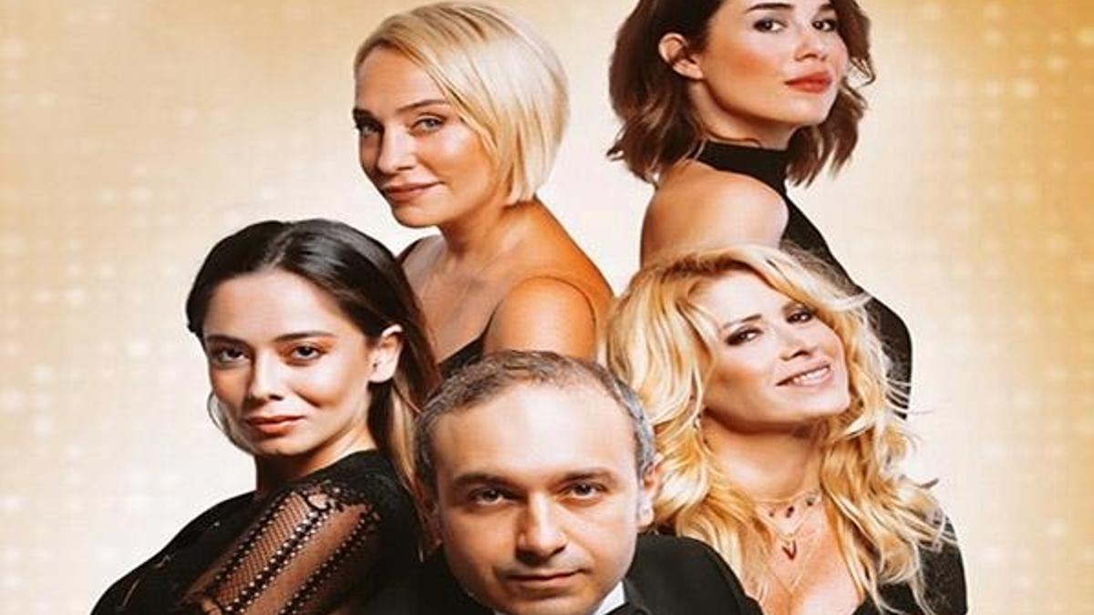 Kadın Kafası” Tiyatro Oyunu Alkışlarla Sahnede!
