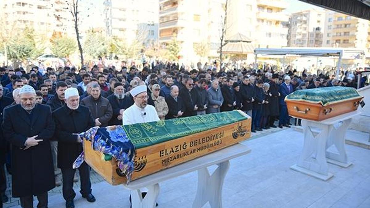Elazığ ve Malatya'da depremde hayatını kaybedenlere veda