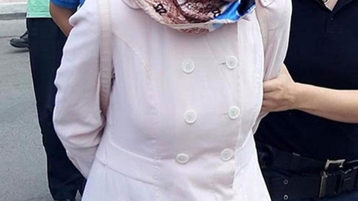 FETÖ'cüler örgüt toplantılarını hastane önünde yapıyor