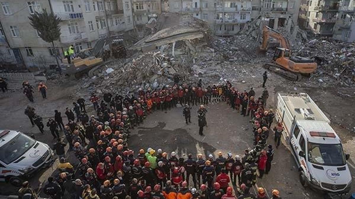 AFAD Başkanı: Son vatandaşımızın da cansız bedenine ulaşıldı! Can kaybı sayısı 41 oldu