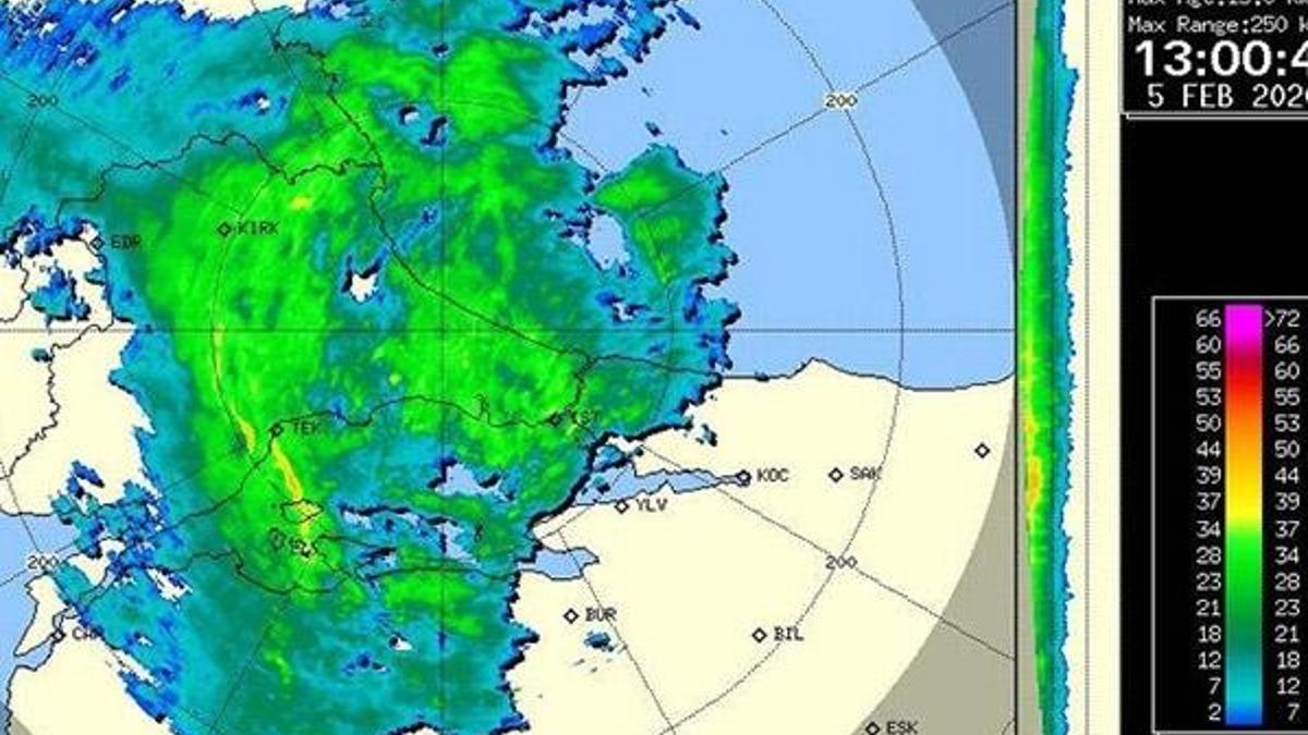 İstanbul'da şiddetli yağmur başladı! İşte trafikte son durum!