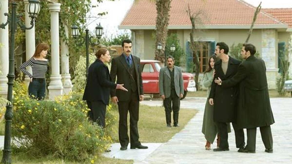 Bir Zamanlar Çukurova bu akşam var mı? Bir Zamanlar Çukurova yeni bölüm ne zaman? İşte 54. Bölüm fragmanları…