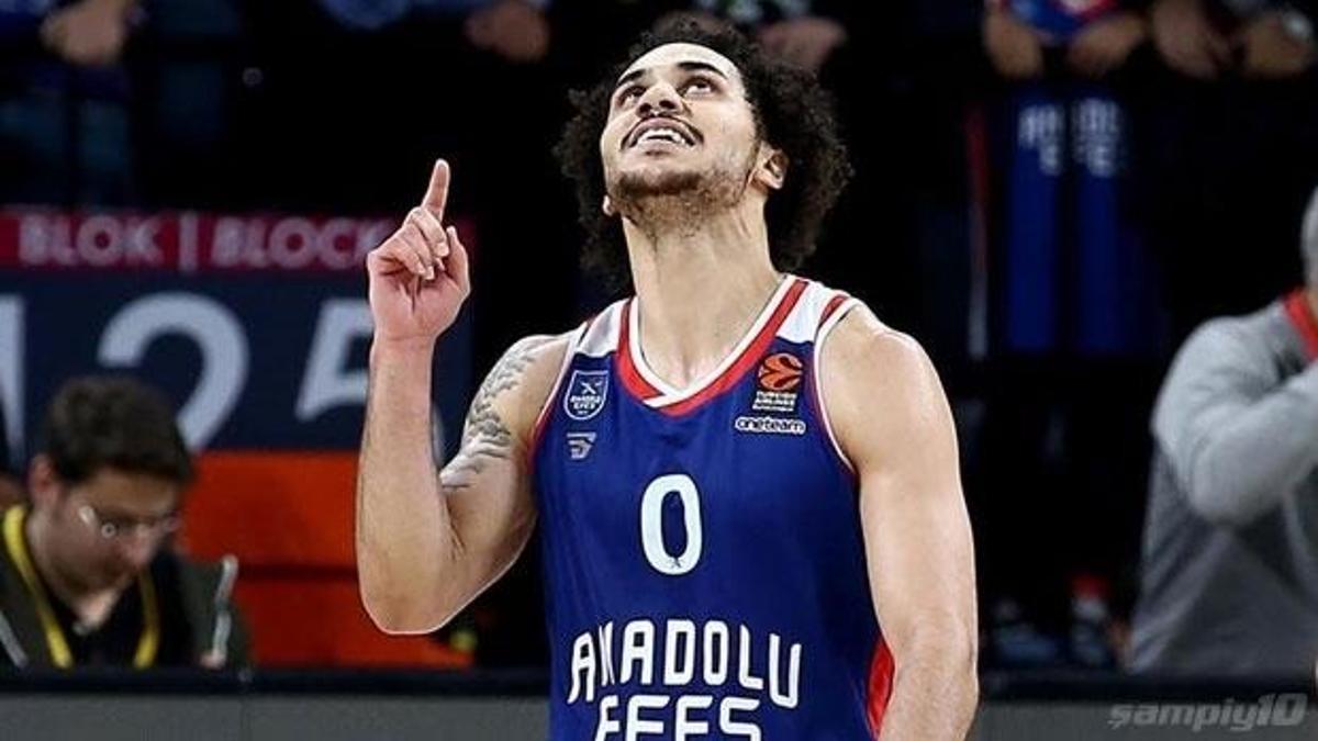 Shane Larkin’in Türkiye Cumhuriyeti vatandaşlık işlemleri tamamlandı