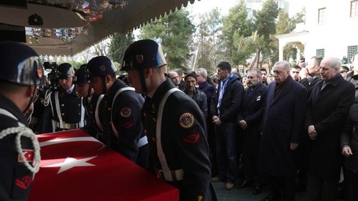 Cumhurbaşkanı Erdoğan şehit olan Cihan Erat'ın cenaze törenine katıldı