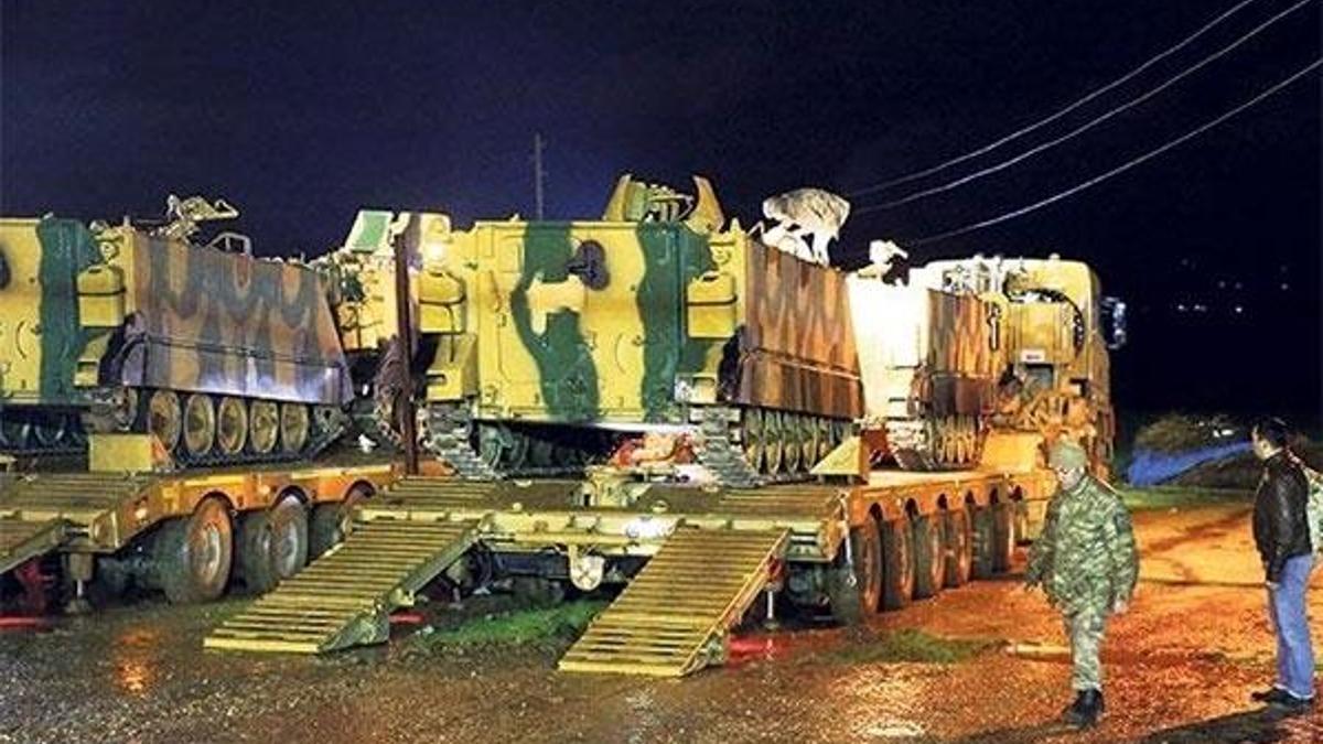 TSK’ya ait 200 askeri araç İdlib’e girdi