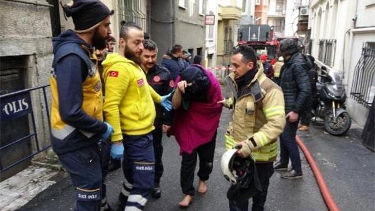 Günlük kiralık evden çıkarılmak istenince evi ateşe verdi