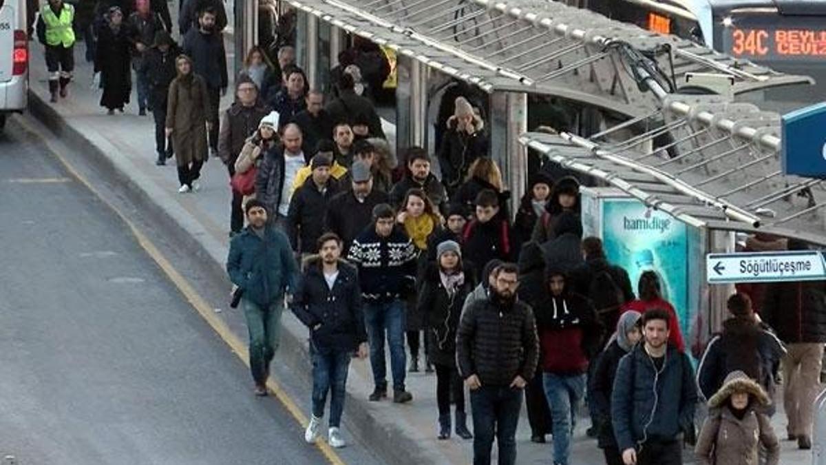 İstanbul'da toplu ulaşımda zamlı ilk gün