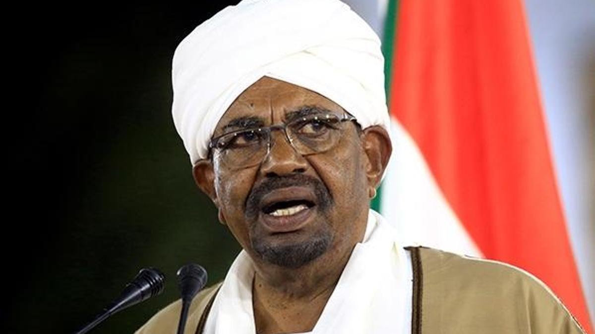 Sudan, Ömer el-Beşir'i Uluslararası Ceza Mahkemesine teslim edecek