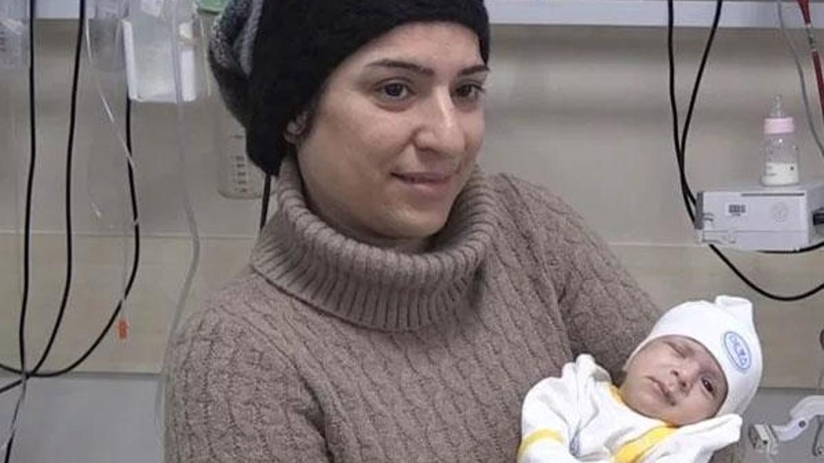 Baran bebek yaşam mücadelesini kazandı