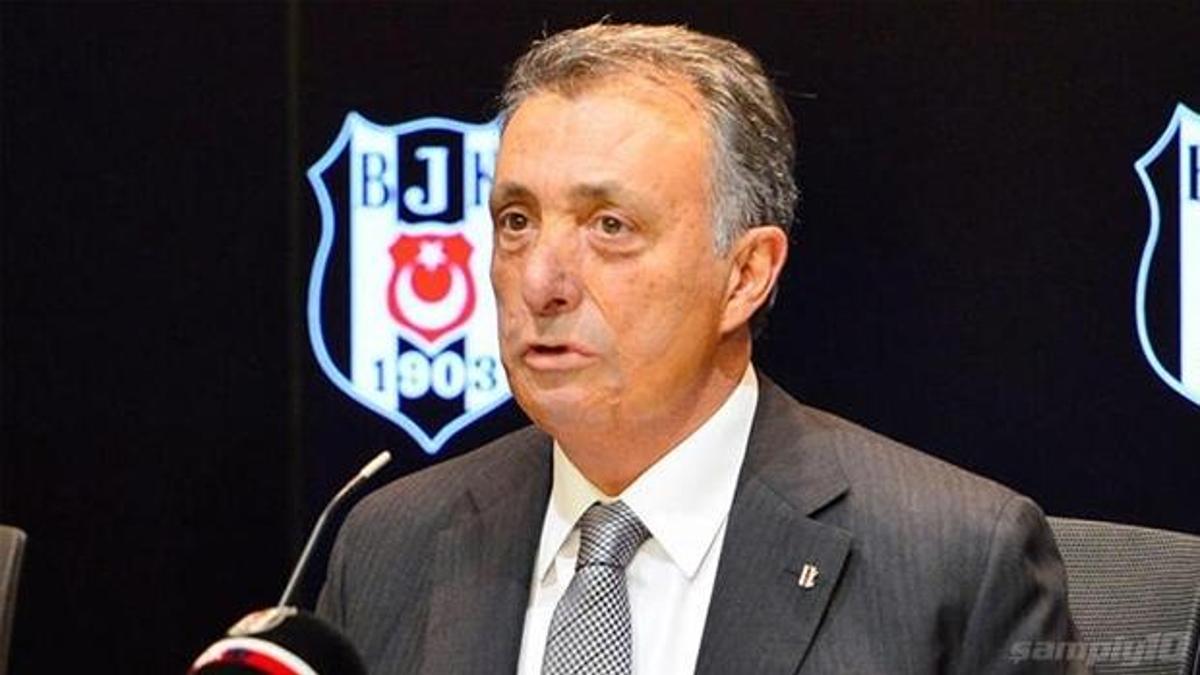 Ahmet Nur Çebi: Çok üzgünüm, ağlamamak için kendimi zor tutuyorum