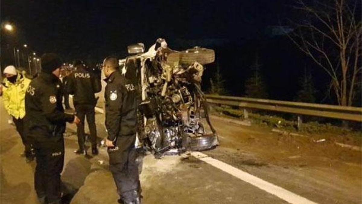 Düğün dönüşü korkunç kaza!