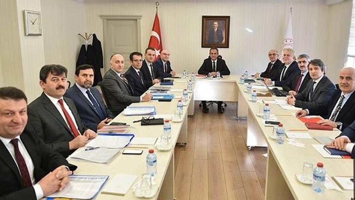 2020 LGS yerleştirmeleri için ek kapasite! Bakan Yardımcısı Özer açıkladı…