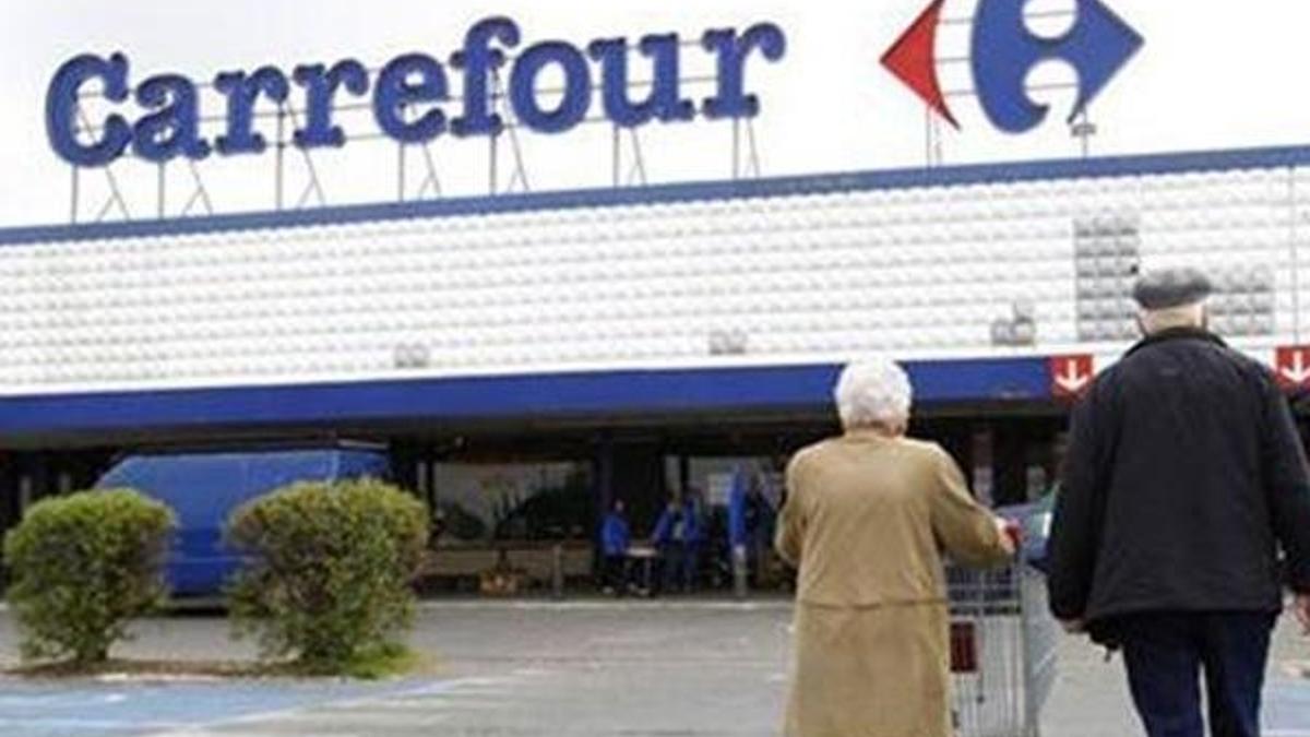 Resmen duyuruldu! Rakibinin 30 mağazasını alıyor