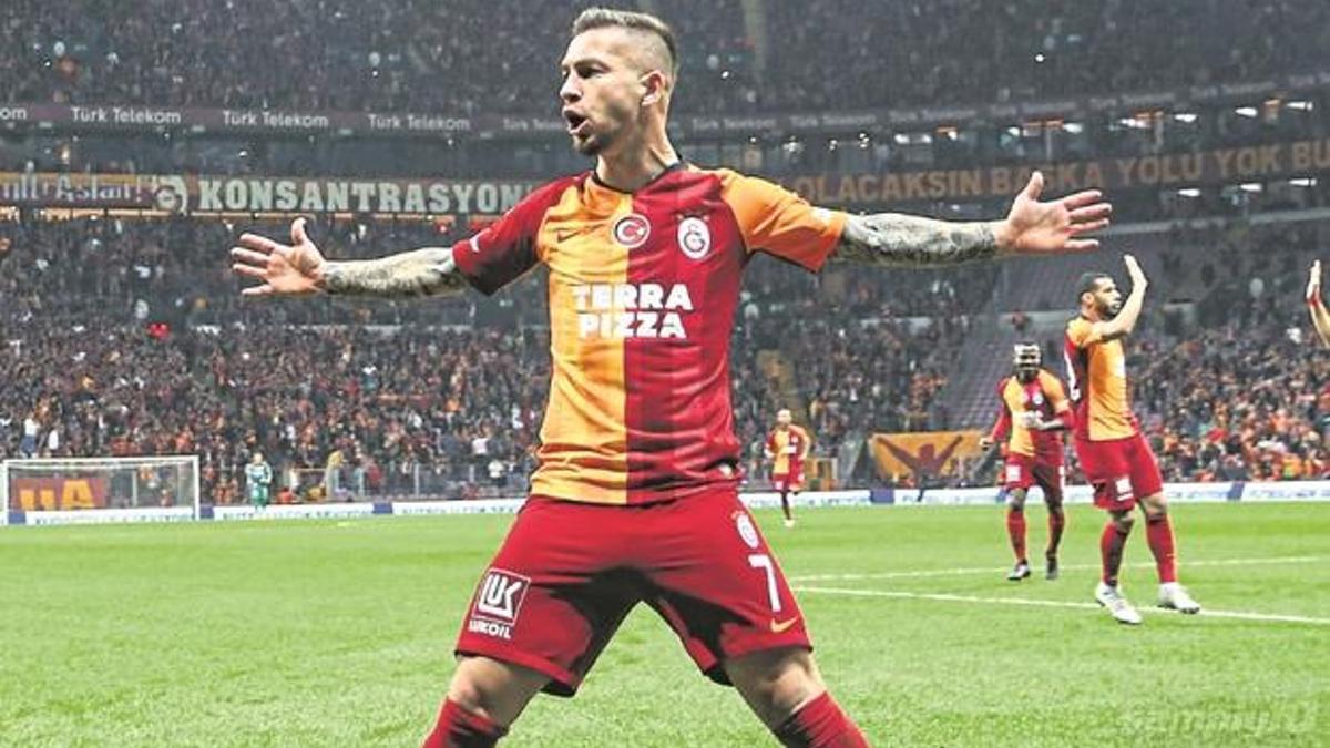 Kadıköy'de Falcao değil Adem Büyük!