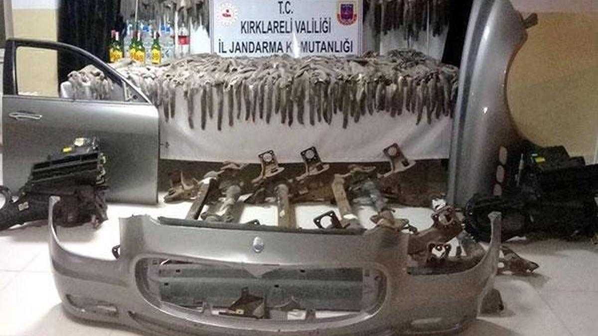 Yolcu otobüsünde kaçak malzemeler ele geçti