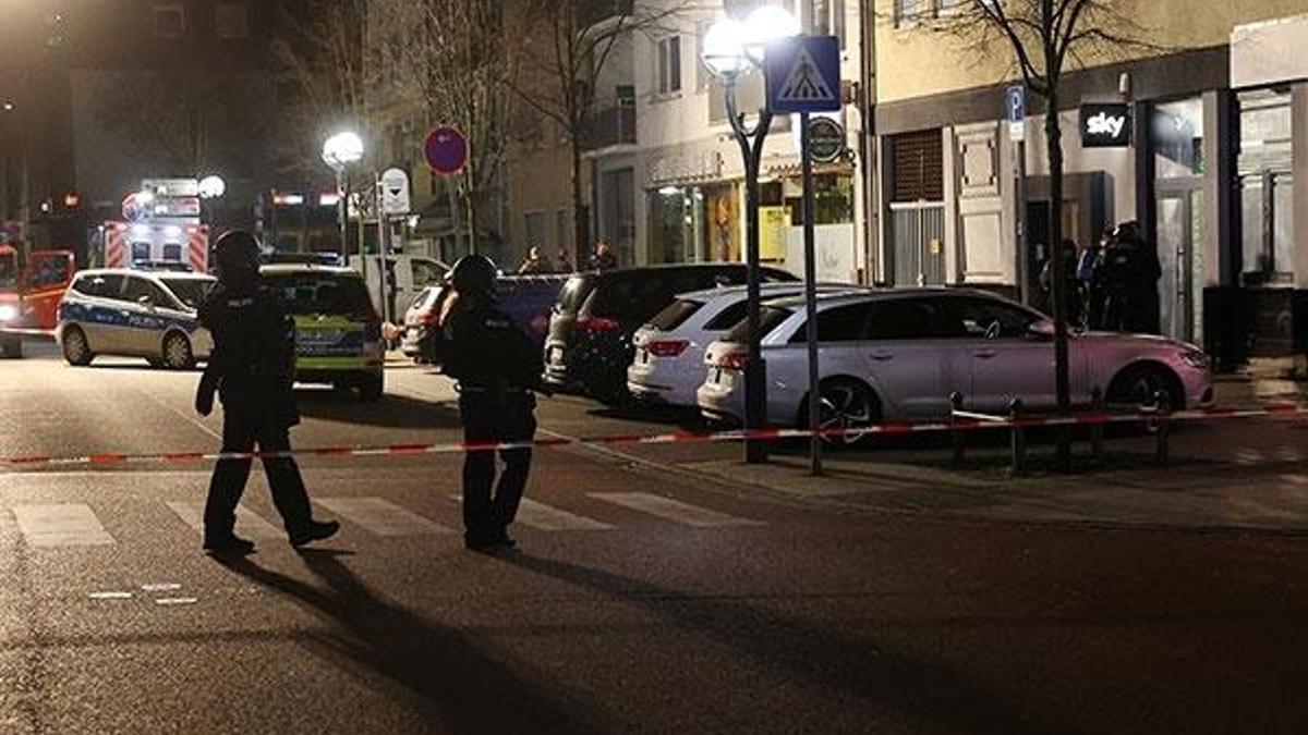 Almanya'da silahlı saldırı: 11 ölü