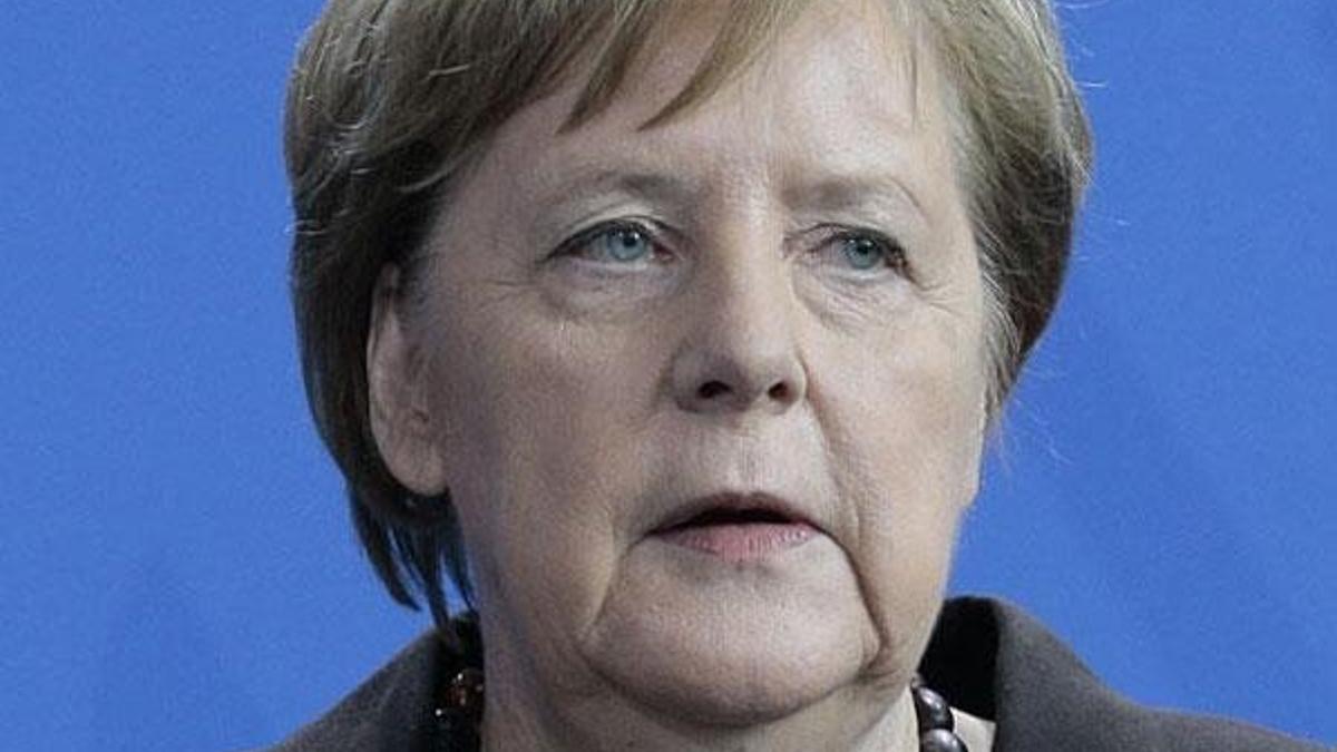 Irkçı saldırı ile ilgili Merkel’den ilk açıklama geldi