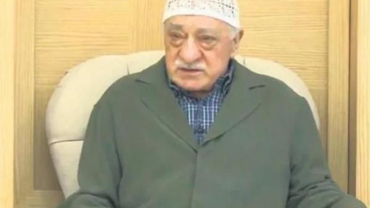 Para karşılığında casusluk yapmışlar! Aralarında FETÖ'nün avukatı da var