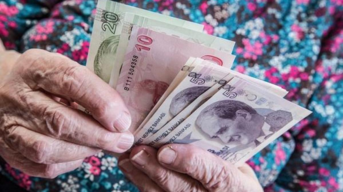 EYT nedir? Ne zaman emekli olabilirim? Emeklilikte yaşa takılmak ne demek? İşte SGK emeklilik sorgulaması…