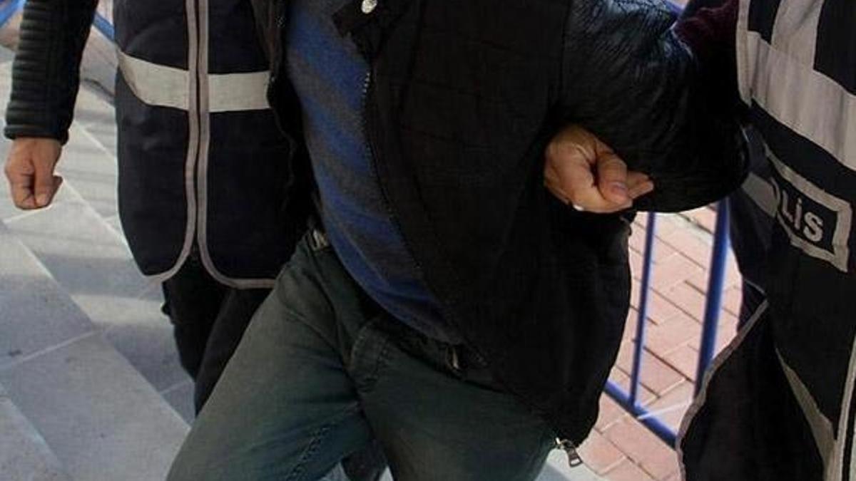 FETÖ'ye yönelik ankesörlü telefon operasyonu: 8 gözaltı
