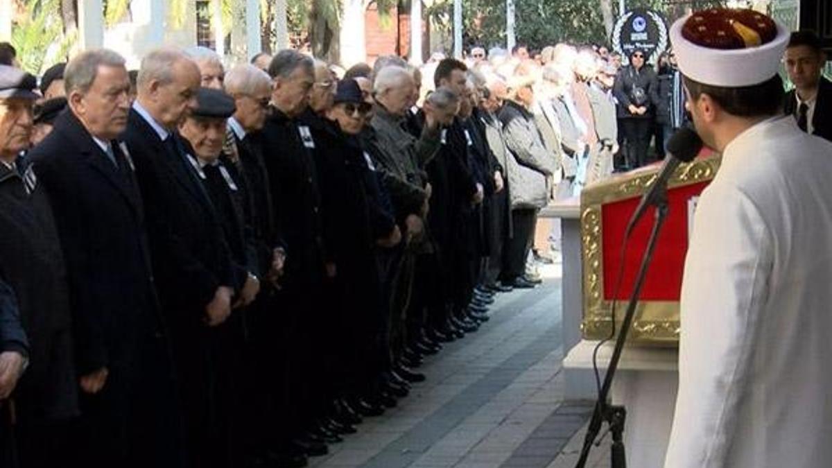 Emekli Orgeneral Hikmet Köksal son yolculuğuna uğurlandı
