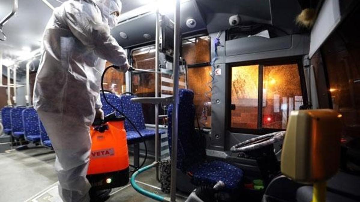 Van'daki toplu taşıma araçlarında koronavirüs önlemi
